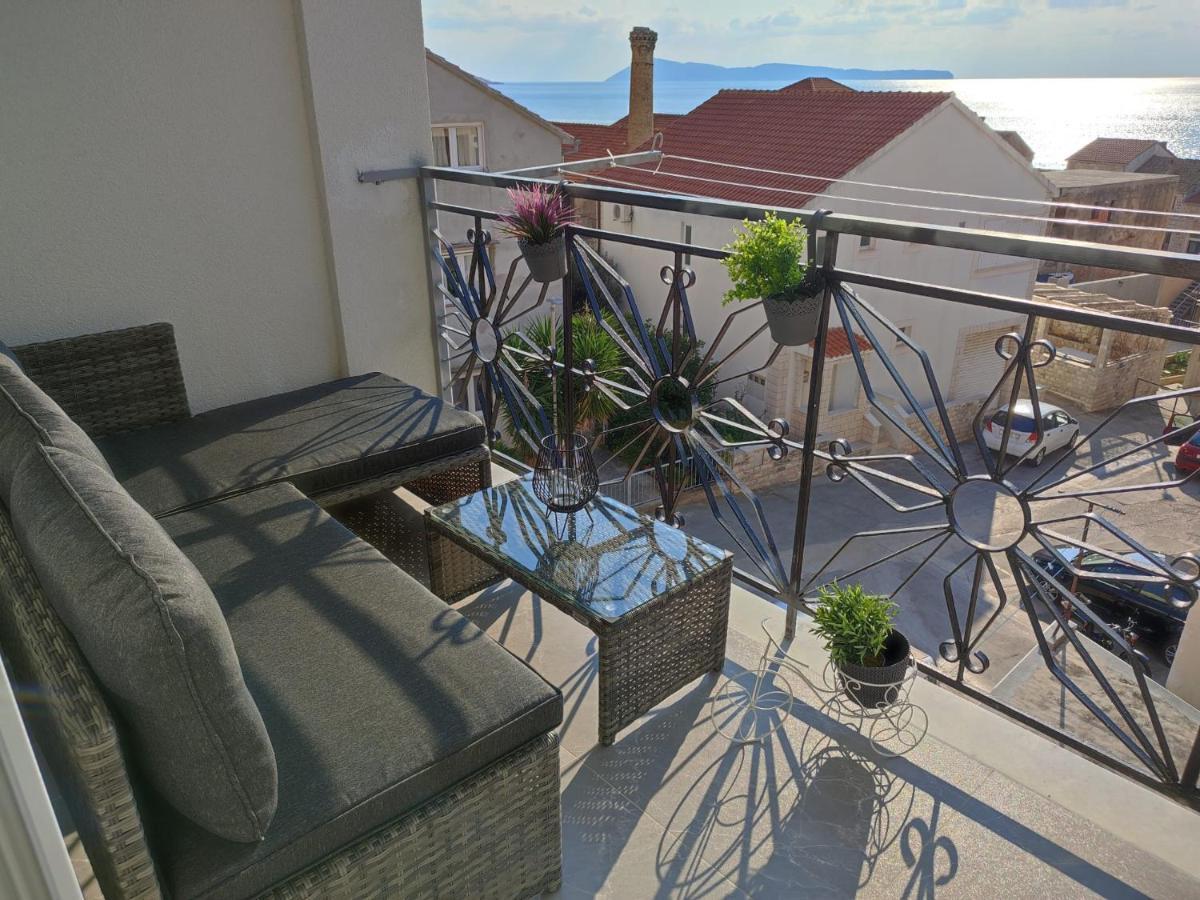 Seaview Suites Ondina Komiža Exterior foto